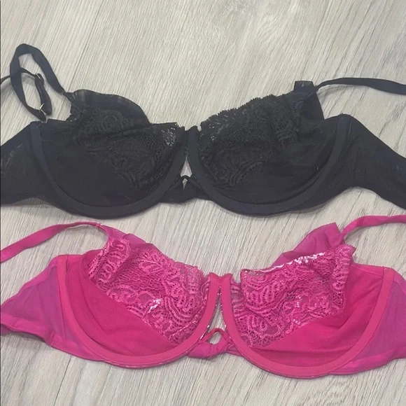 (2) 36D VS Very Sexy Push-up without Padding - Victoria’s Secret - Picture 5 of 7